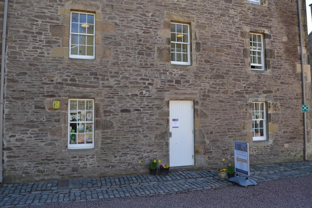 Wee Row Hostel Lanark Esterno foto
