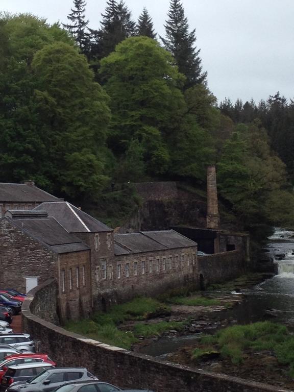 Wee Row Hostel Lanark Esterno foto