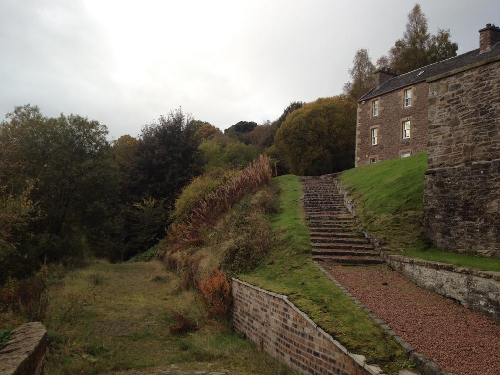 Wee Row Hostel Lanark Esterno foto