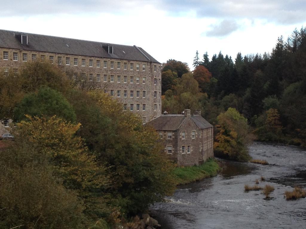 Wee Row Hostel Lanark Esterno foto