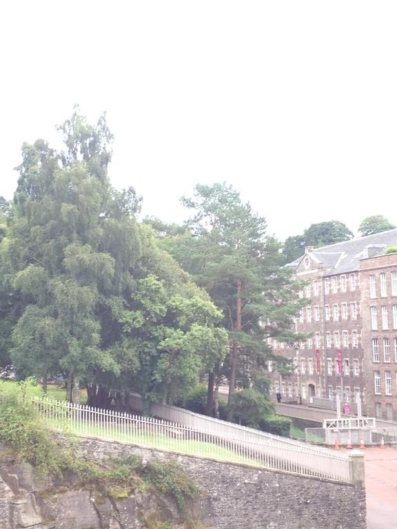 Wee Row Hostel Lanark Esterno foto