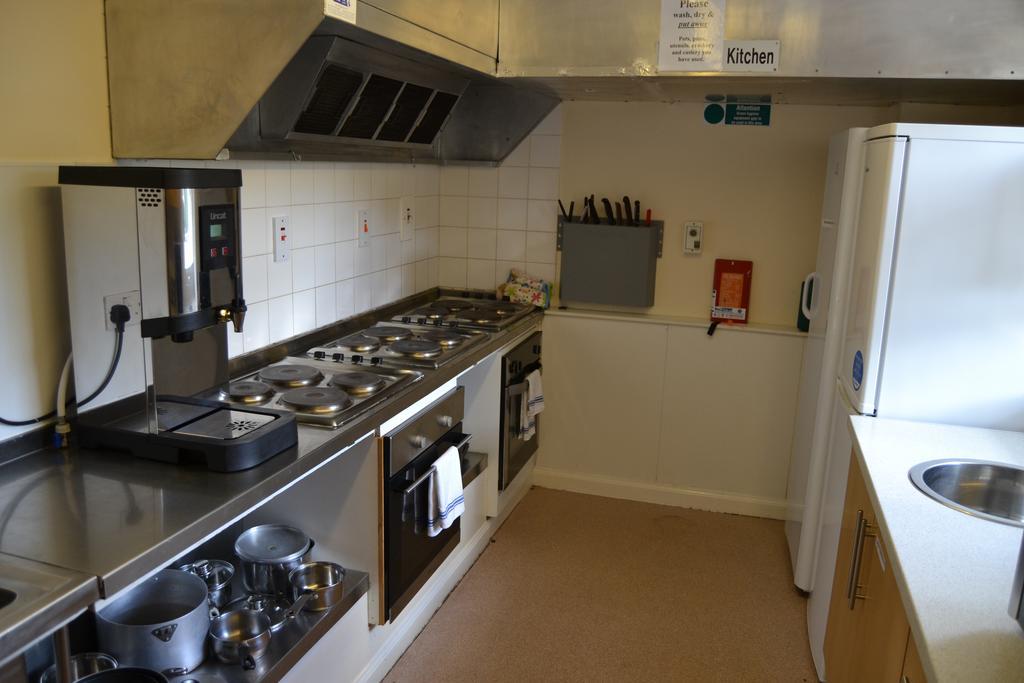 Wee Row Hostel Lanark Esterno foto